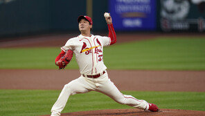 김광현, 6이닝 무실점 ‘완벽투’…메이저리그 데뷔 첫 승