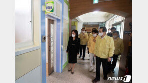 전국 초등학교 ‘1/3 등교’…돌봄 수요 느는데 방역은 ‘비상’