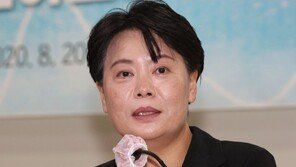 윤희숙 “재난지원금 지급?…재택근무자와 실업자가 같나”