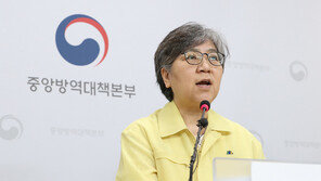 정은경 “고령자 확진자 많고 사망자도…거리두기 지켜달라”