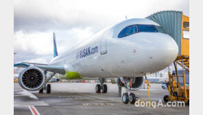 운휴 여객기 이색 활용 방안… 에어부산, 항공과 학생 비행 체험 프로그램 운영