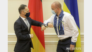 우크라이나, 강한 확산세로 봉쇄 강화…동유럽 최다 확진국