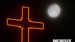 기독교 원로들 “예배 폐쇄는 교회의 해체…막아선 안돼”