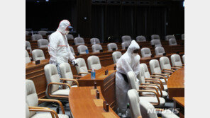 국회 이틀째 ‘올스톱’…추가 확진자 없으면 내주 정상 가동