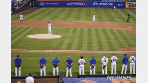 MLB 뉴욕 메츠 선수들, 42초 침묵 후 퇴장…인종차별 규탄