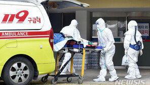 무증상·소아 환자 자가치료 검토…“전파·이탈 관리 전제돼야”