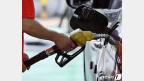 전국 휘발유값 5주째 제자리…리터당 1361원