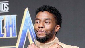 영화 ‘블랙팬서’ 채드윅 보스만, 대장암 투병 끝 향년 43세 사망