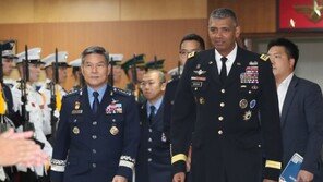 브룩스 전 한미연합사령관 “北, 위임통치설 근거 없어”