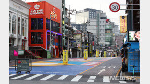 2주간 일평균 국내발생 300.8명…‘3월 신천지’ 이후 첫 300명대