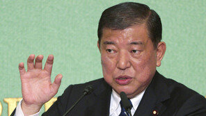 이시바 前 간사장, 여론조사서 ‘포스트 아베’ 지지율 ‘1위’