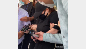 검찰, 9세 아이 여행가방 가둬 살해한 계모에 무기징역 구형