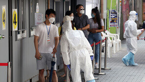 서울서 94명 늘어 7일 만에 두자릿 수 확진…“거리두기 효과 판단 일러”