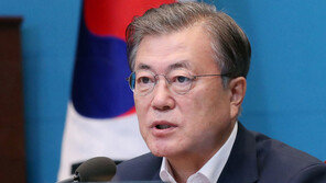 文대통령 “의사 있어야 할 곳은 환자 곁, 하루속히 업무 복귀하라”