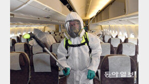 기내에서 딱 한번 마스크 벗었는데 확진…이유는?