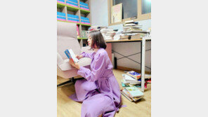 우혜림, 생일 선물로 책 100권 받아…“내 사랑 고마워”