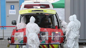 “위·중증환자, 첫 세 자릿수…일요일까지 늘어날 가능성 높아”