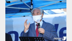 전광훈 “文대통령 국민 속이면 한 달간 지켜보다 목숨 던질 것”