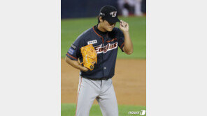 ‘밀접 접촉자’ 한화 황영국-김기탁, 1군 말소 후 서산 이동해 자가격리