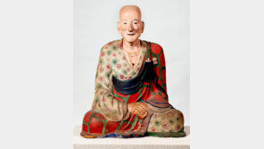 고려시대 실존 승려 조각한 희랑대사좌상 국보로 승격