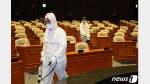 국민의힘 당직자 확진…김종인·주호영 일정 취소