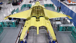 한국형 전투기 시제기 최종 조립 착수 