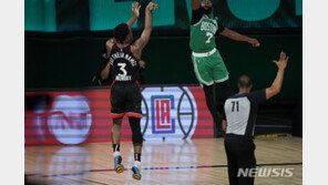 NBA ‘0.5초의 기적’ 토론토, 2연패 뒤 첫 승 신고