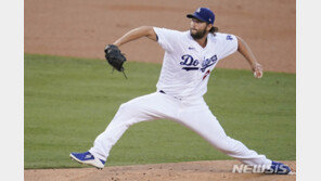 클레이튼 커쇼, 좌완 역대 11번째 2500탈삼진 대기록