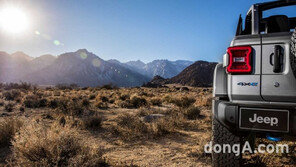 “환경을 배려하는 상남자의 차”… 지프, ‘랭글러 4ex·그랜드 왜고니어 콘셉트’ 공개