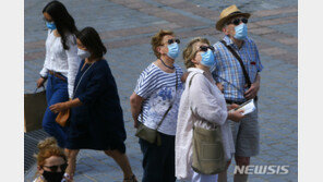 佛법원들 “마스크 의무화, 시민자유 침해”…방역에 제동