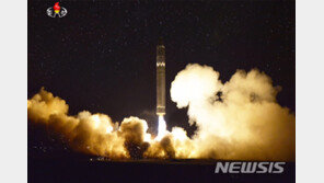 北 노동당 창건 75주년 한 달 앞…‘열병식 ICBM’ 주목하는 美