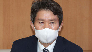 “한미동맹, 냉전동맹” 이인영 발언에…美 “안보협력 넘는 확고한 유대”