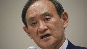 日총리 유력 스가, 코로나19 늑장대응 시정 위해 ‘디지털청’ 신설