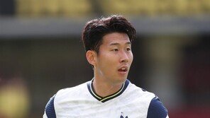 ‘캡틴’ 손흥민, 마지막 연습경기서 골…토트넘은 왓포드에 1-2 패