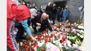 독일, 시민 수백 명 모여 친모에 살해당한 5명 자녀 애도
