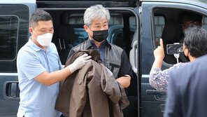 ‘文신발’ 정창옥, 경찰폭행 혐의 부인…“내일 보석신청”