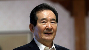 정세균 총리 “추석 때 고속도로 이용료 징수…이동 최소화해야”