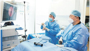 비대 전립선 묶어 배뇨장애 해결… 고령자-만성질환자도 부담 없어