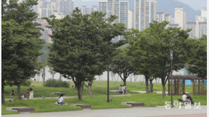 [속보]서울 여의도·뚝섬·반포한강공원 밀집지역 출입 못한다
