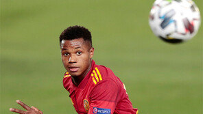 스페인축구 신성 파티, 뛰었다하면 ‘기록 파티’