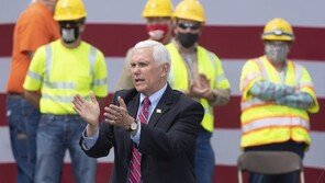 “격전지 위스콘신 잡아라”…해리스-펜스 부통령 후보 같은날 동시 출격