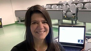 ‘코로나 경증’ 교수의 비극…화상수업 보던 아르헨 학생들 절규