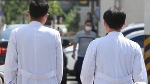 정부 “의사 국시 추가 접수 없다” 내년 의료인력 부족은?
