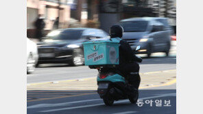 급성장하는 배달앱 시장 ‘라이더 쟁탈전’…불만 커지는 음식점주·소비자들
