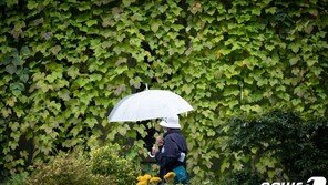 [날씨] 9일 최대 60㎜ 다시 빗줄기…낮 최고 30도 ‘선선’