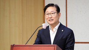 박범계, ‘공수처장 추천 야당 패싱’ 개정안 발의…“더 못기다려”