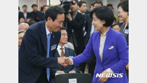 우상호 “카투사 원래 편한 군대…秋아들 논란 의미없어”