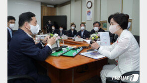 추미애, 조두순 재범억제 방안 점검…“혁신적 대책 발굴해달라”