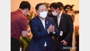 [속보]홍남기 “4차 추경안 7.8조 규모…소상공인· 자영업자에 지원” 