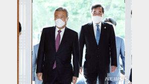 협상 문턱 계속 높이는 김종인…文대통령과 단독 회담 거부